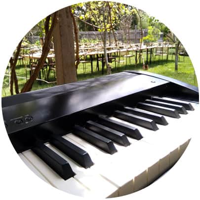 wedding marquee hire outdoors for dj and musicians melbourne victoria keyboard